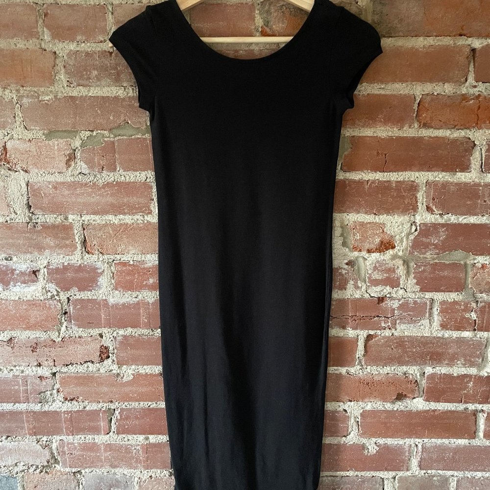 Short Sleeve Midi Fitted Dress